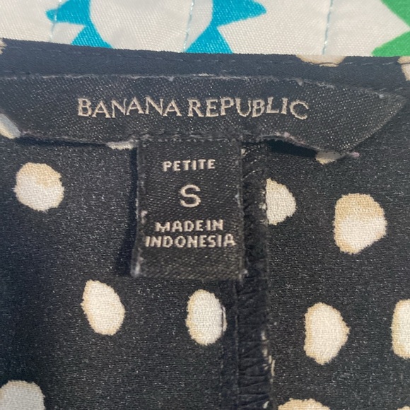 ⚡️Last days! Banana Republic Black Polka Dot Blouse SP - Picture 8 of 9